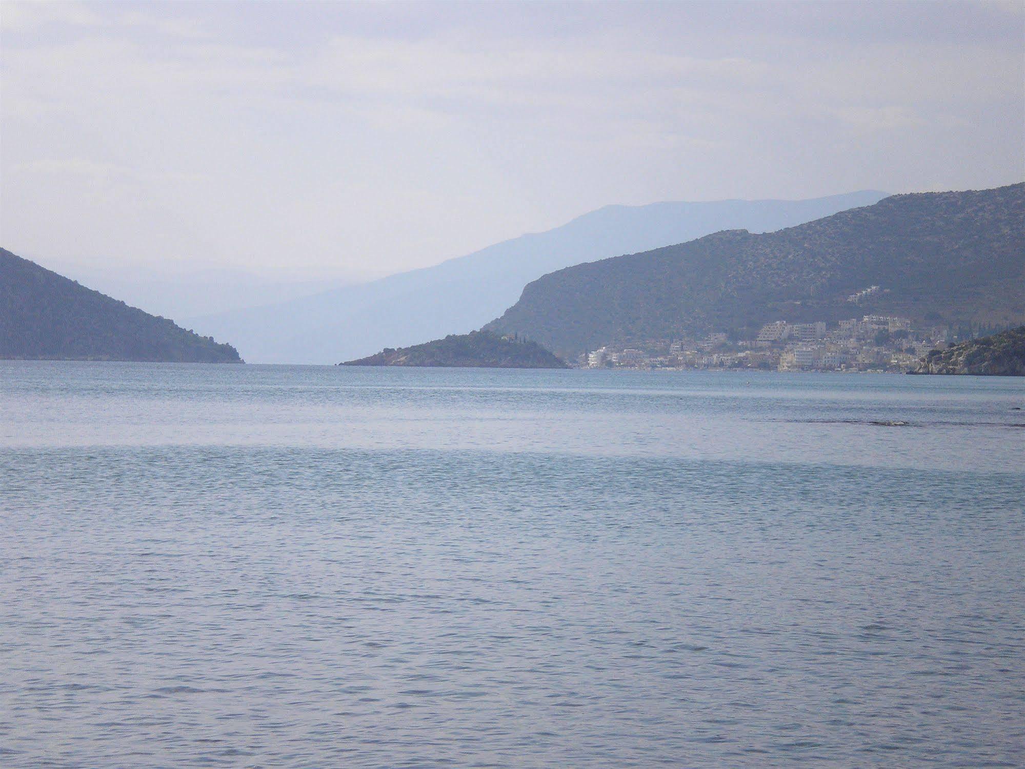 Ενοικιαζόμενα Δωμάτια Χριστίνα Δρέπανο Εξωτερικό φωτογραφία